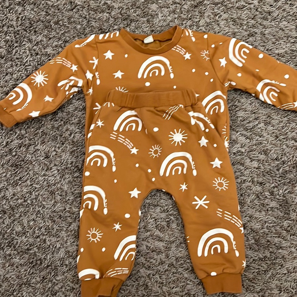 Mustard Brown and white rainbow and shooting star outfit